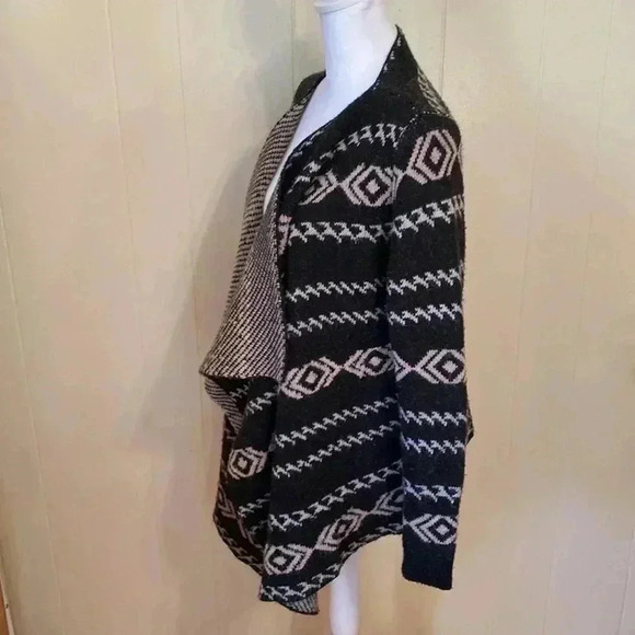 Garnet Hill Waterfall Open Front Cardigan Sweater, Black & Cream in Size Small. - Picture 3 of 12